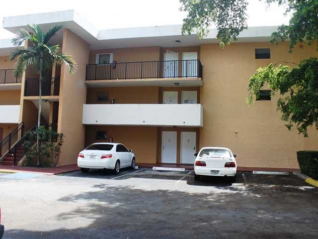 6320 SW 138 CT # 202, Miami, FL 33183