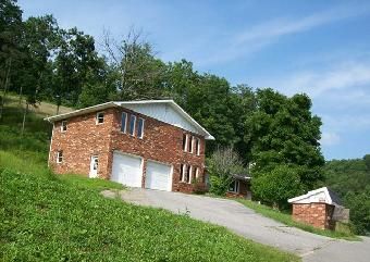 412 Thomas Branch, Flatgap, KY 41219