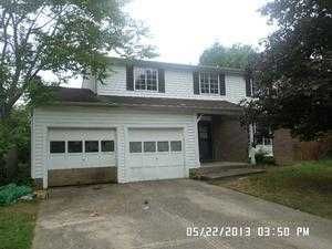 4608 Middleburg Ct, Louisville, KY 40241