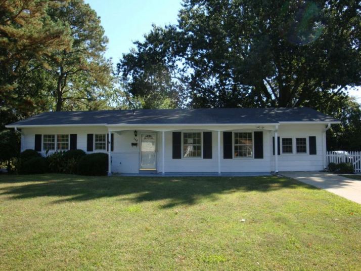 248 Hill Prince Rd, Virginia Beach, VA 23462