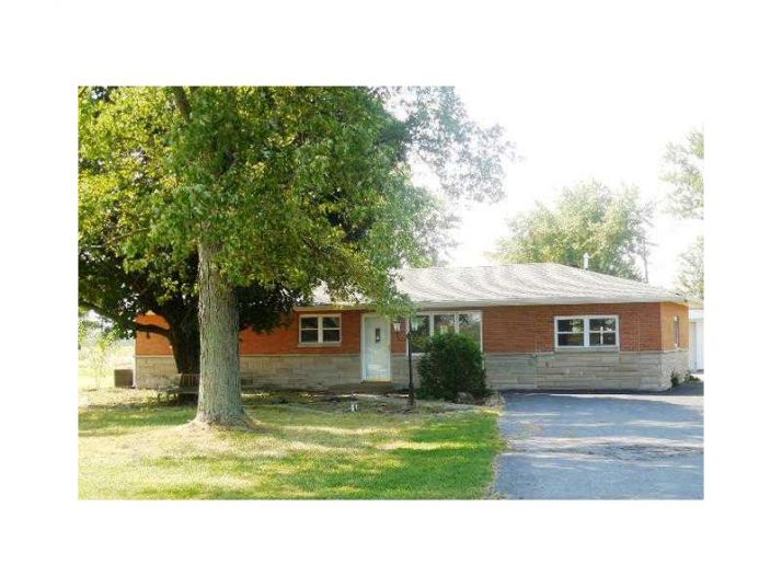 3127 W Us Highway 52, New Palestine, IN 46163