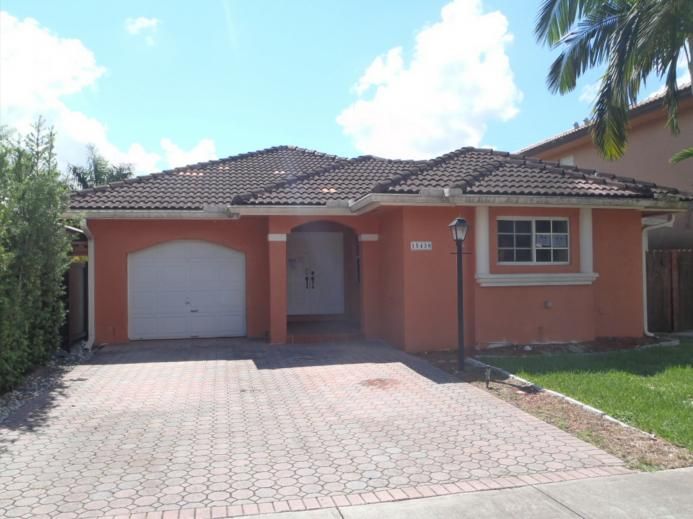 15438 S W 32 Terrace, Miami, FL 33185