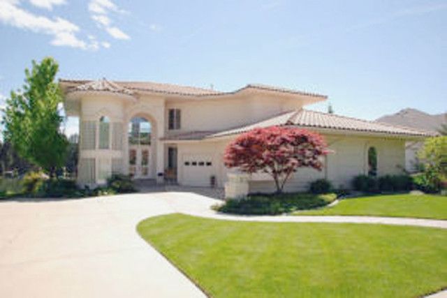 1112 S RIVERSIDE HARBOR DR, Post Falls, ID 83854
