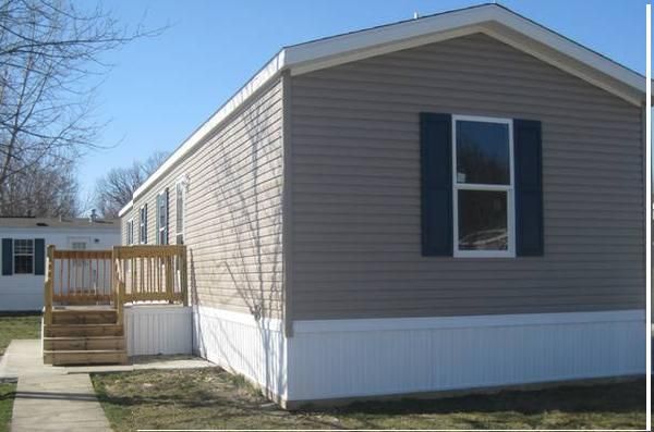 25 Candlelight Drive, Chicago Heights, IL 60411
