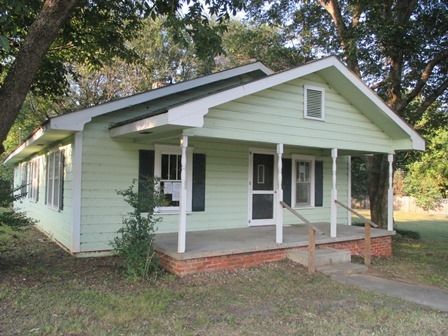 108 Fairview St, Cartersville, GA 30120