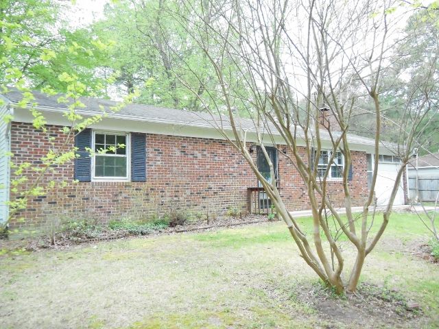39491 Jarrell Dr, Mechanicsville, MD 20659