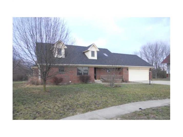 4162 S Cider Mill Run, New Palestine, IN 46163