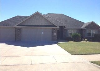 7006 Overland Dr, Siloam Springs, AR 72761