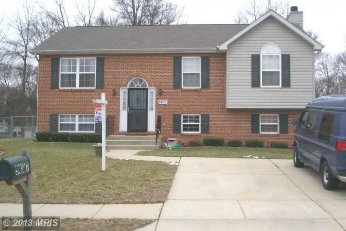 5807 Robin Ln, Suitland, MD 20746