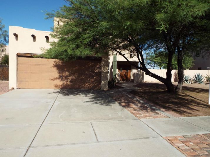 9091 N Veridian Dr, Tucson, AZ 85743