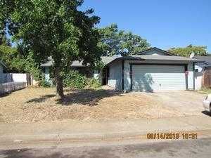 3840 Apollo St, Redding, CA 96002