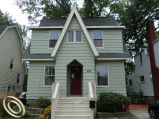 424 E Saratoga St, Ferndale, MI 48220