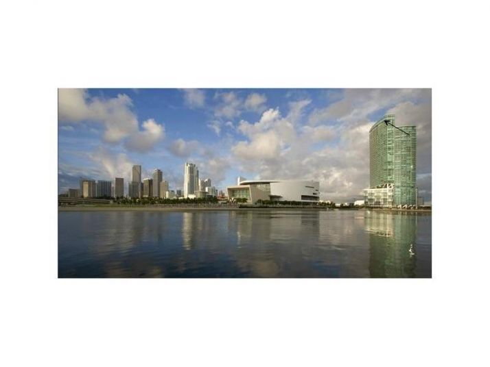 888 BISCAYNE BL # 4902, Miami, FL 33132