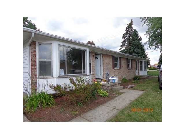 5500 W 5502 St Joseph Hwy, Lansing, MI 48917