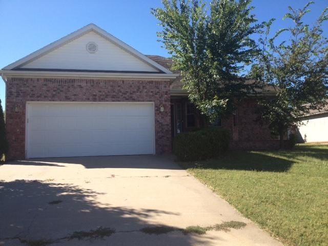 1304 E. Rachel Lane, Rogers, AR 72758