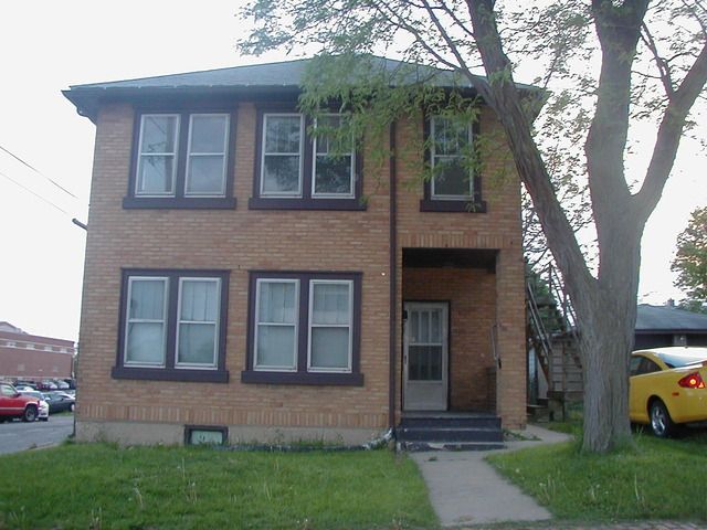 637 Chartres St, La Salle, IL 61301