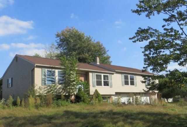40 Scheller Rd, New Providence, PA 17560