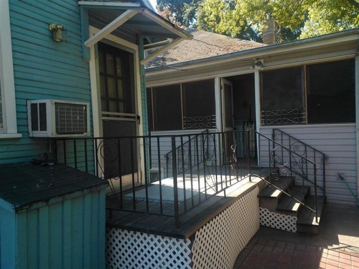 210 Hazel St, Gridley, CA 95948