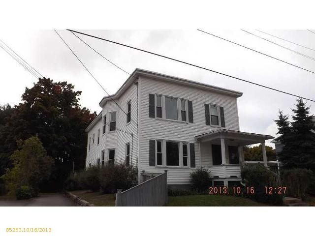 13 Beacon Ave, Biddeford, ME 04005