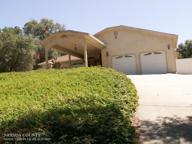 10380 E Lime Kiln Rd, Grass Valley, CA 95949