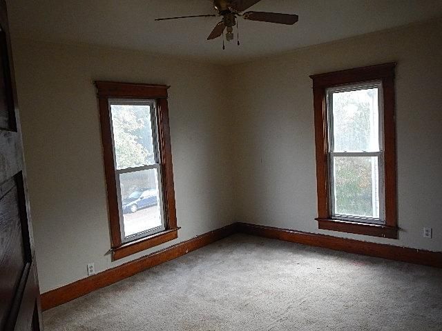 613 Vine Street, Coshocton, OH 43812