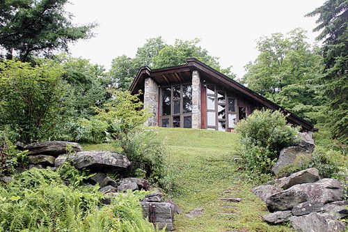 41 Shapiro Rd, Wilmington, VT 05363