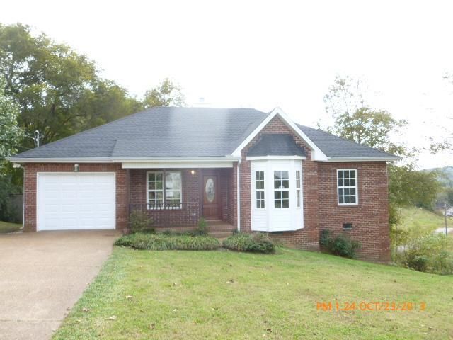 114 Bennett Dr, Goodlettsville, TN 37072