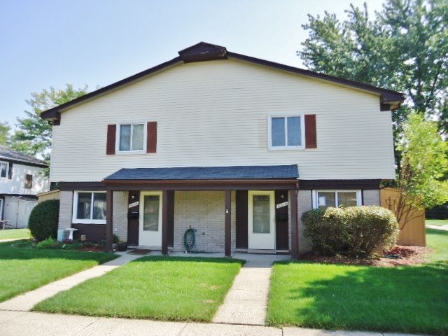 41216 N Woodbury Green Dr #88, Belleville, MI 48111