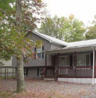 238 Pine Tree Drive, Swiftwater, PA 18370