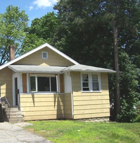 21 Knight Street, Worcester, MA 01605
