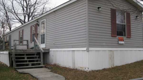 300 Oak St, Hamburg, PA 19526