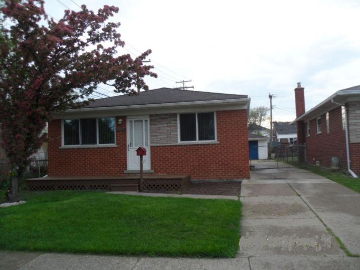 24231 Flower  Avenue, Eastpointe, MI 48021