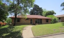 3240 Cedarcroft Ln Dallas, TX 75233