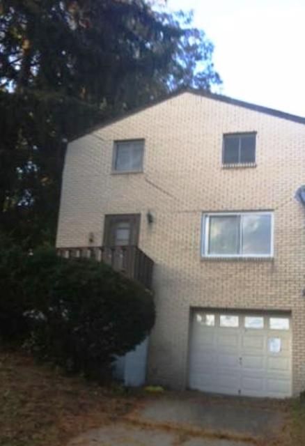 230 Traymore Ave, Pittsburgh, PA 15216