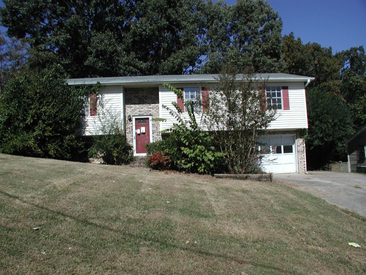 1756 Sonia Dr, Birmingham, AL 35235