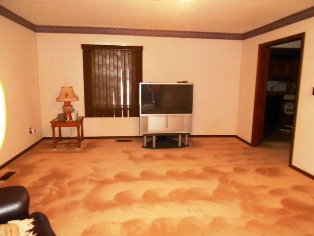 101 Russell Drive, Harrison, AR 72601