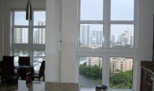 19900 E COUNTRY CLUB DR # PH11 Miami, FL 33180