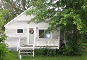 4614 Meadowlawn Dr, Fort Gratiot, MI 48059