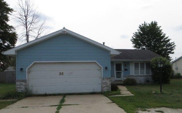 3339 Krafft Rd, Fort Gratiot, MI 48059