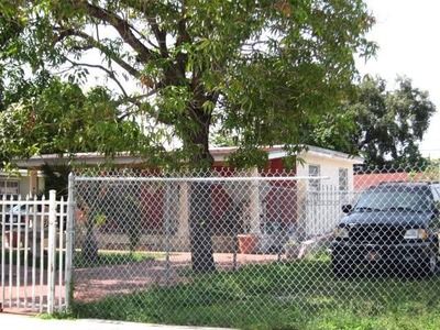 3603 Nw98 Street, Miami, FL 33147