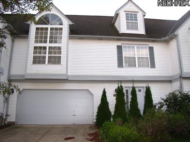 645 Quarry Ln # 23, Cleveland, OH 44143