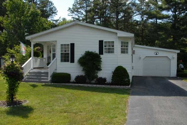 13 Pine Cone Drive, Alfred, ME 04002