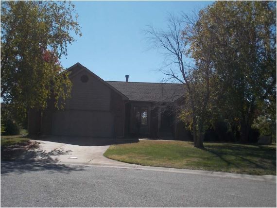 11827 W Carr Ct, Wichita, KS 67209