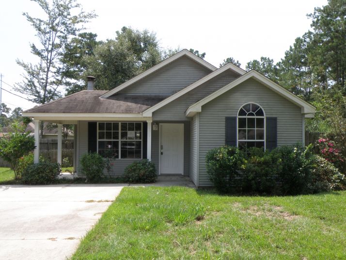 1442 Franklin St, Mandeville, LA 70448