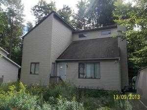 9108 Idlewild Dr, Tobyhanna, PA 18466