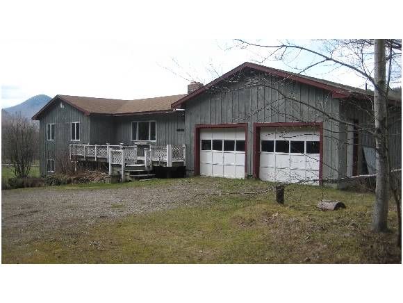81 Corporation Rd, Rochester, VT 05767