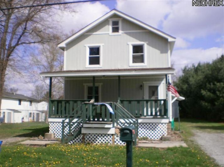 Orchard Ct, Mineral Ridge, OH 44440