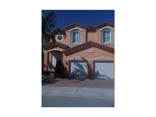 11277 NW 75 LN, Miami, FL 33178