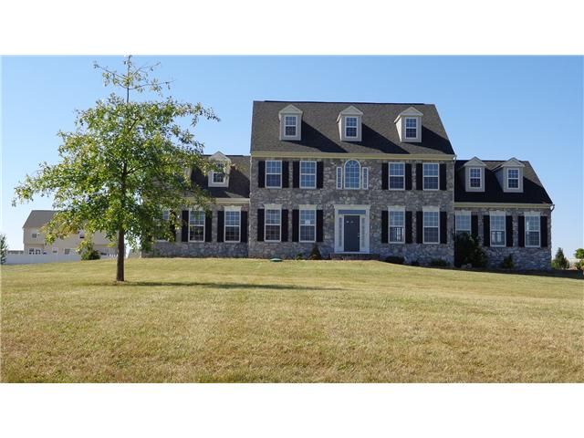 256 Blue Spruce Dr, Charles Town, WV 25414