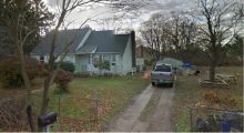 86 Massachusetts A Bay Shore, NY 11706